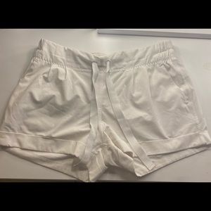 white lululemon shorts